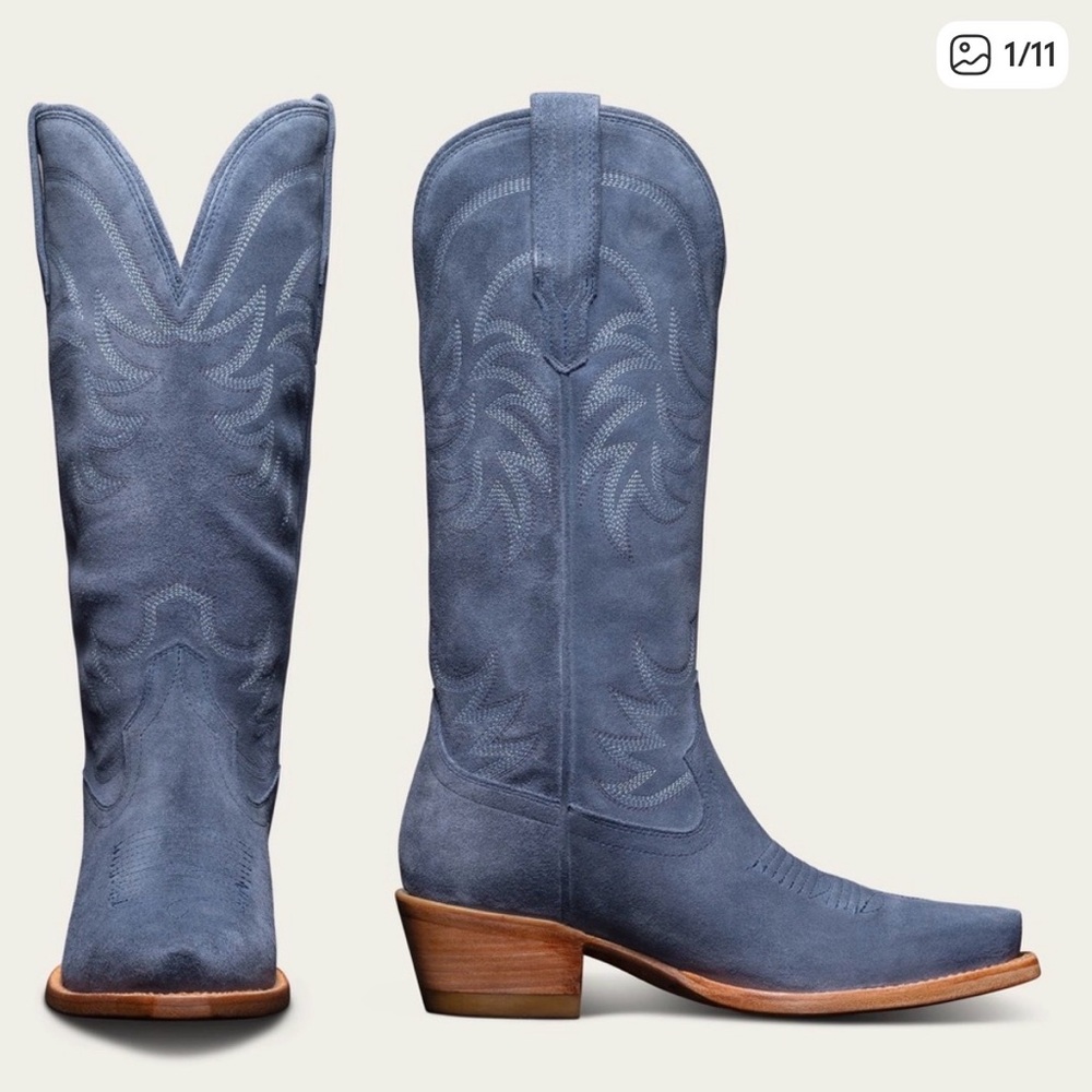 IN SEARCH OF: Tecovas Annie Indigo Suede 5.5 🙏🏻